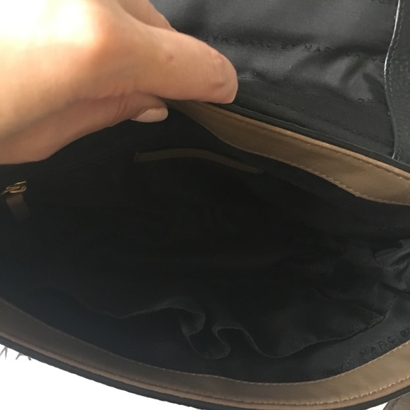 Authentic Marc By Marc Jacobs Sheltered Island Cross Body Bag - Picture 7 of 16